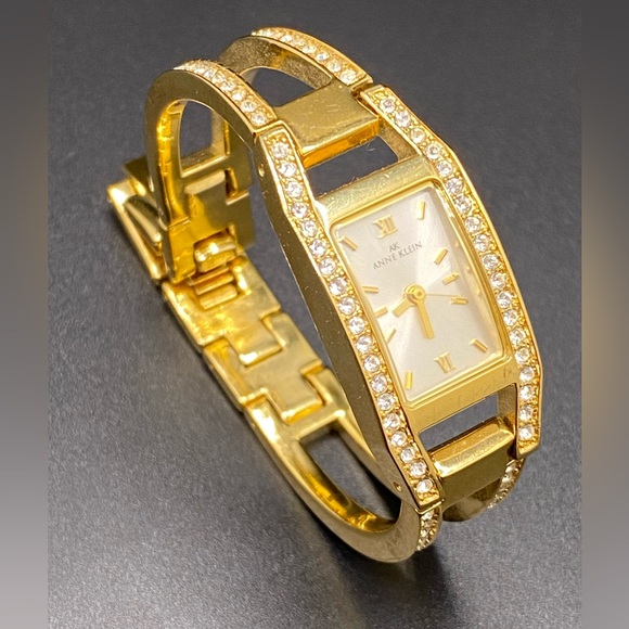 Anne Klein Quartz GoldTone Ladies Watch w/Rhinestones Working New Battery - Picture 1 of 15